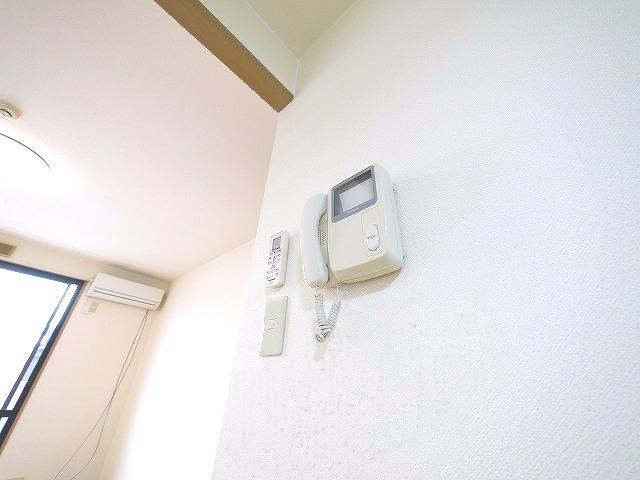 セキュリティ　モニター付きインターホン