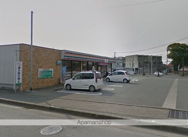 コンビニ　セブンイレブン（コンビニ）まで340m