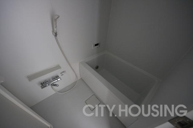 バス・シャワールーム　※同タイプ部屋の写真です。