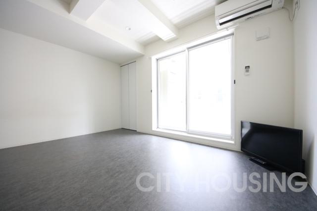 居室・リビング　※同タイプ部屋の写真です。