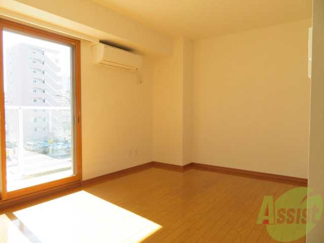 居室・リビング　広くてキレイなＬＤＫが広がっていて、充実した生活が送れそう。