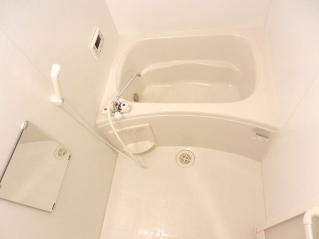 バス・シャワールーム　シンプルで使いやすいお風呂