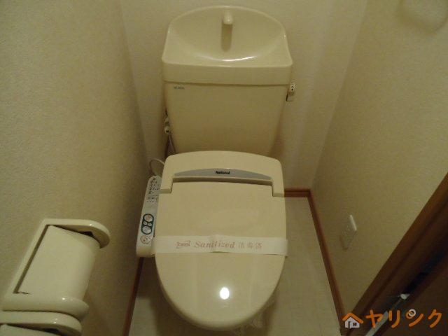 トイレ　トイレ