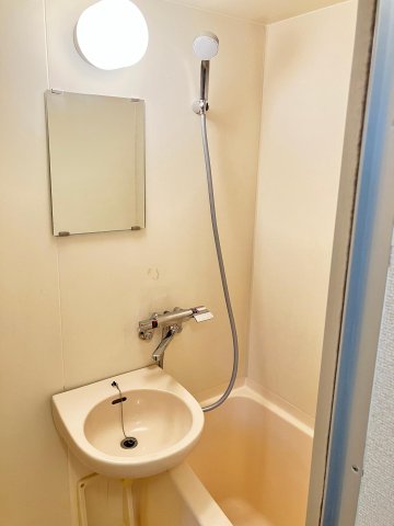 バス・シャワールーム　ワンタッチ水栓でとても使い勝手が良いです！