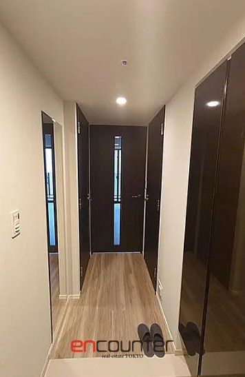 玄関　※同マンション別室参考写真