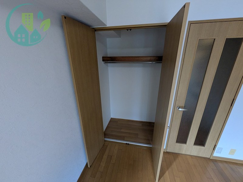 収納　シーズ六甲道(ネット無料)