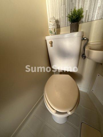 トイレ　トイレもきれいです