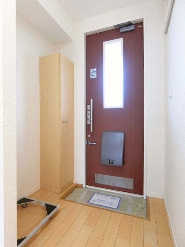 玄関　図面と現状に相違がある場合には現状を優先