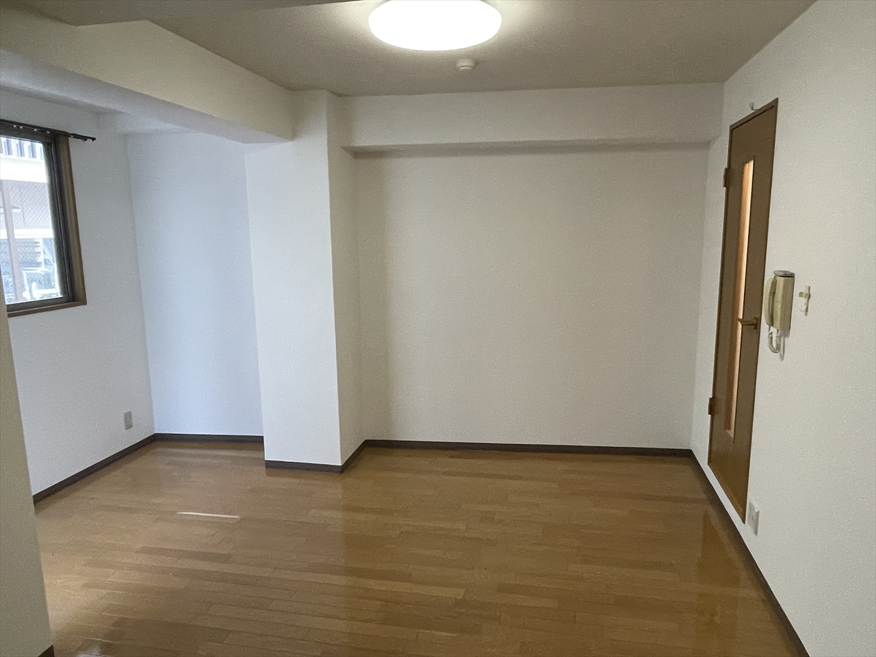 居室・リビング　☆同マンション別室の写真です☆