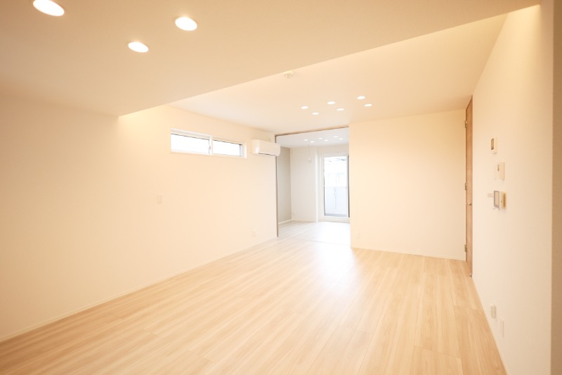 居室・リビング　図面と現状に相違がある場合には現状を優先