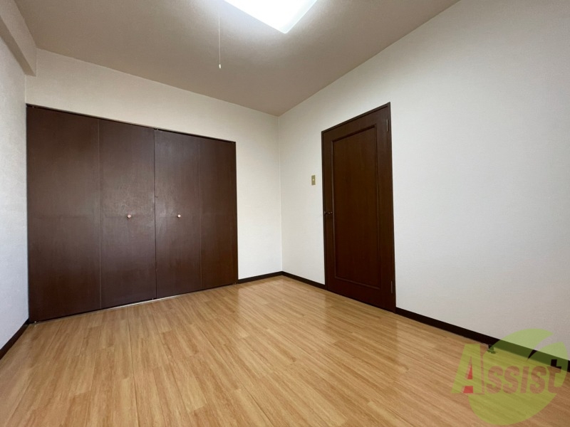 その他部屋・スペース　広々とした洋室です。家具の配置もしやすそうですね！