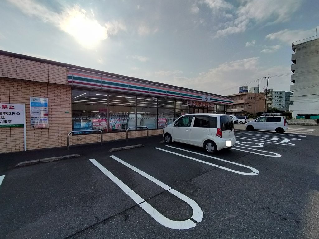 コンビニ　セブン-イレブン 小倉北方３丁目店（コンビニ）まで2140m