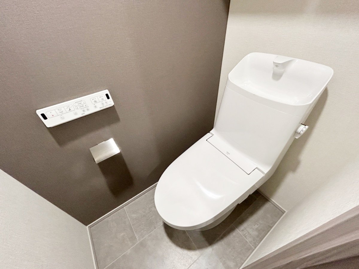 トイレ　※別部屋参考写真