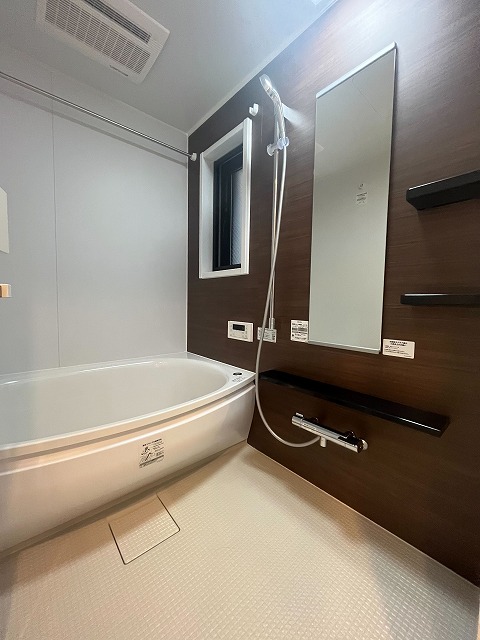 バス・シャワールーム　同物件、別号室のものです。