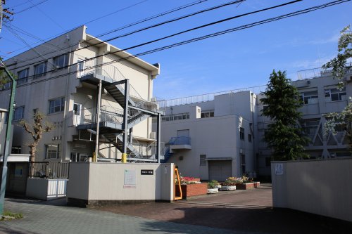 小学校　名古屋市立西築地小学校（小学校）まで393m