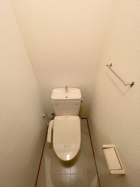 トイレ　★温水洗浄便座付きのトイレ★