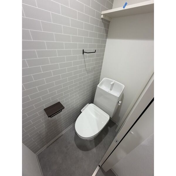 トイレ　301号の画像です。