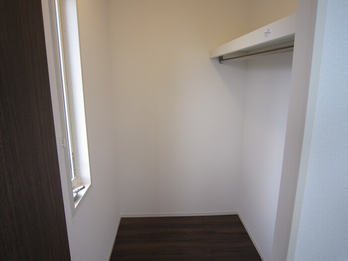 収納　ウォークインクローゼット