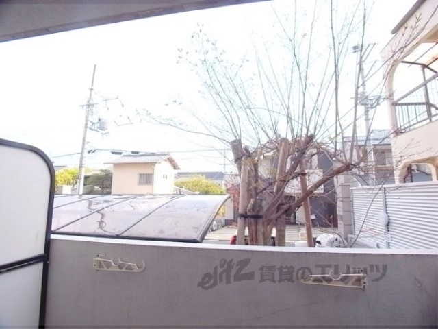 眺望　周囲は閑静な住宅街です。