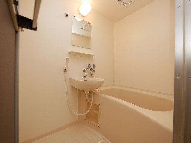 バス・シャワールーム　ノルデンハイム天神橋　バスルーム