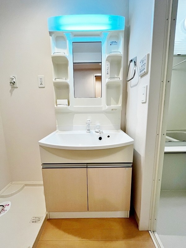 洗面設備　★洗面脱衣所/シャワー付き洗面台★