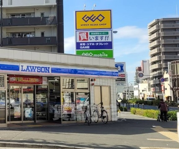 コンビニ　ローソン　淀川三国本町一丁目店（コンビニ）まで141m