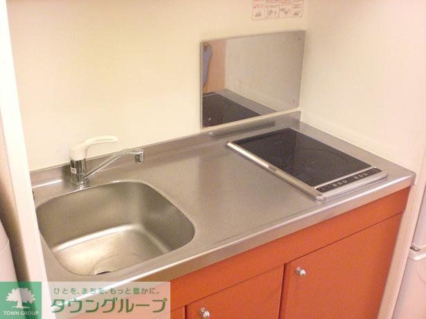 キッチン　コンロの仕様が異なる場合があります