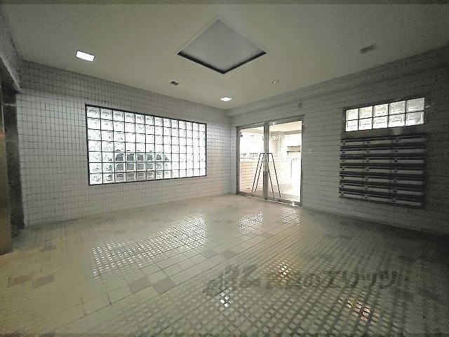 ロビー　ロビー