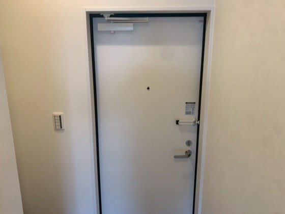 玄関　※別部屋の写真です