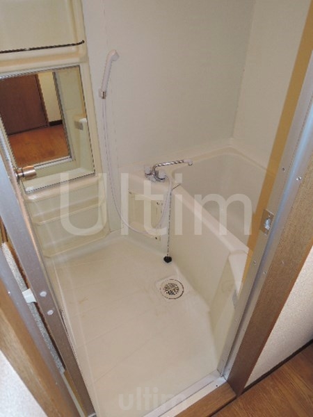 バス・シャワールーム　※別のお部屋のお写真です。御参考までに。