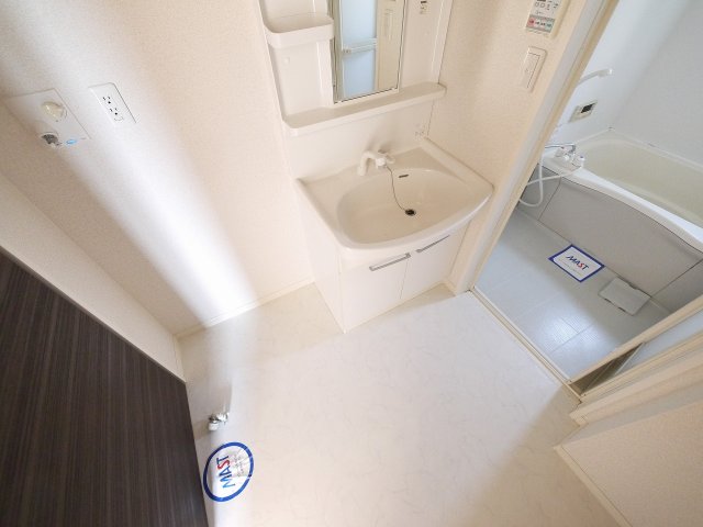 洗面設備　使いやすい洗面所です