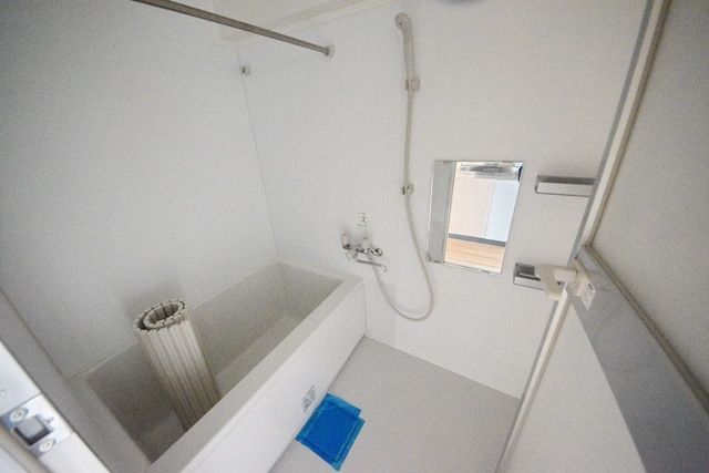 バス・シャワールーム　★お問い合わせはタウンハウジングまで★