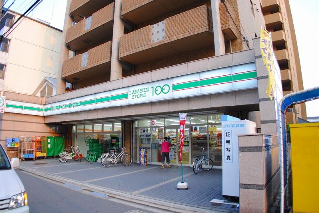 コンビニ　ローソンストア100 LS京都外大前店（コンビニ）まで643m