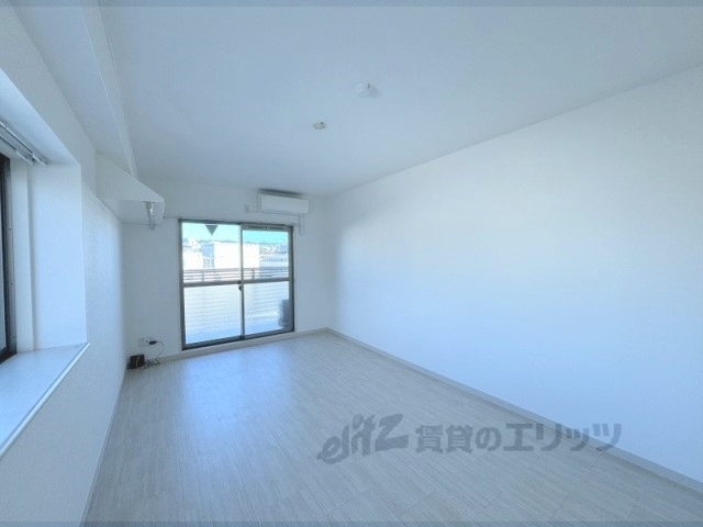 居室・リビング　洋室