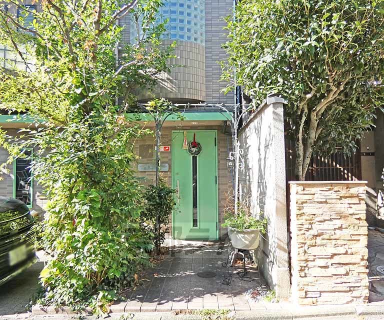 その他共有部分　建物入口です。