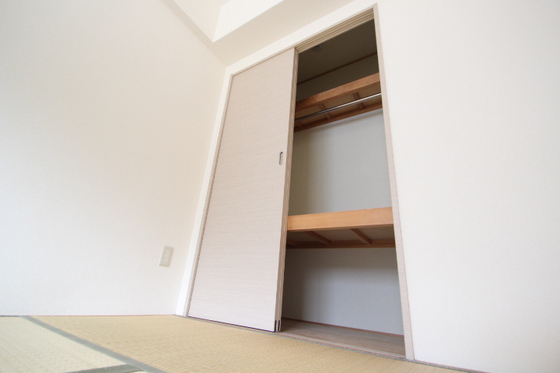 収納　※別部屋の写真です
