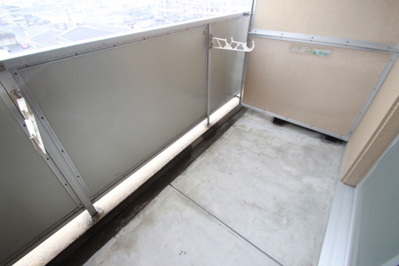 バルコニー　※別部屋の写真です