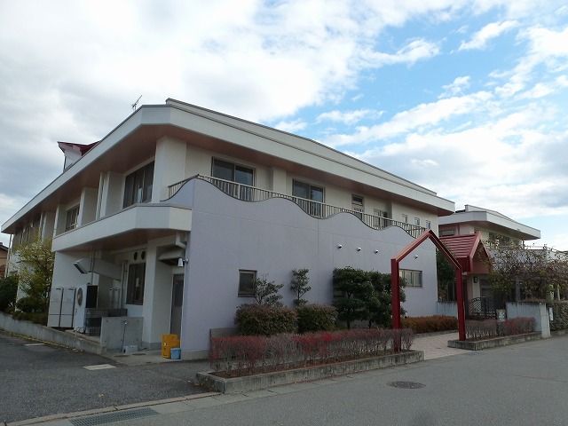 幼稚園・保育園　かざぐるま保育園（幼稚園・保育園）まで451m