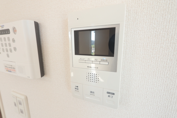 セキュリティ　TVモニター付きで来客対応も安心♪