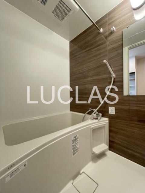 バス・シャワールーム　清潔感のある浴室で日々の疲れを癒します♪