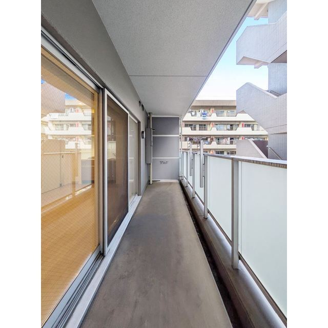 バルコニー　落ち着いた時間を過ごせるバルコニーです