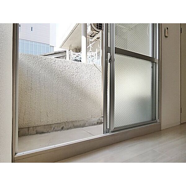 バルコニー　バルコニーがあります