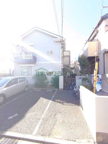 駐車場　高稲荷ハイツ