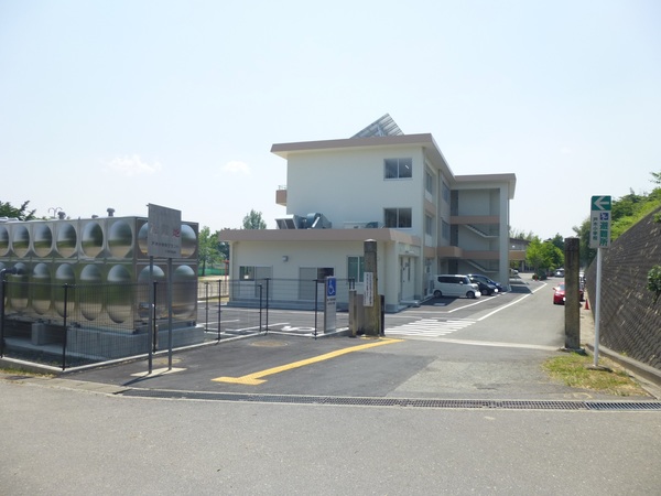 小学校　津市立戸木小学校（小学校）まで1432m