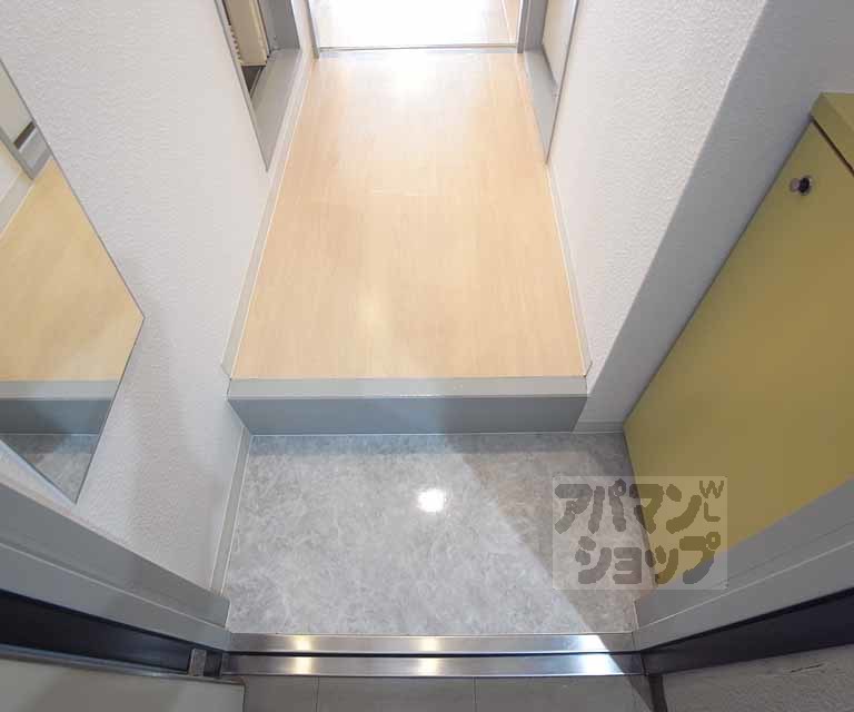 玄関　玄関です。