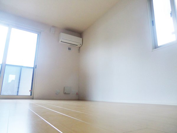 居室・リビング　同建物参考写真