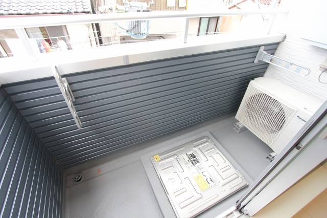 バルコニー　バルコニーも広々