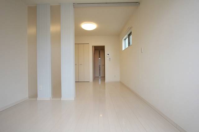 居室・リビング　広々リビング