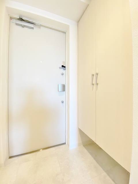 玄関　大型シューズＢＯＸ付き玄関