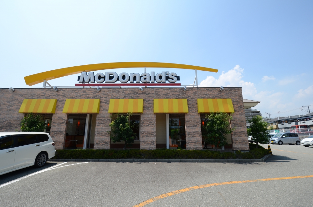 飲食店　マクドナルド 仁川店（飲食店）まで705m